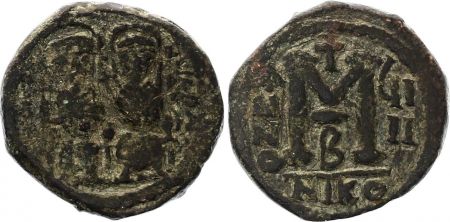 Byzance Follis, Justin II et Sophie (565-578) - Nicomédie An GIII