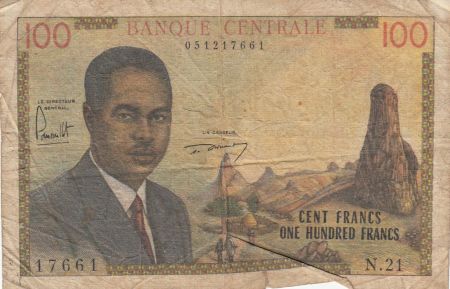 Cameroun 100 Francs ND1962 - Président Ahidjo, village, bateaux - Série N.21