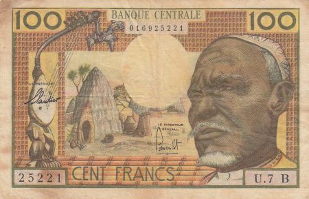 Etats de l\'Afrique Equatoriale 100 Francs ND1963 - Africain, case, Eléphants - Série U.7 B = REP. CENTRAFRICAINE
