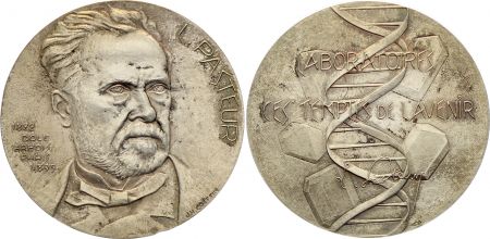 France Louis Pasteur - 150 ans de la naissance - 1822-1972 -  Argent avec certificat