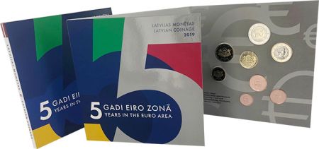 Lettonie Coffret BU Euro LETTONIE 2019 - 5 ans dans la Zone Euro