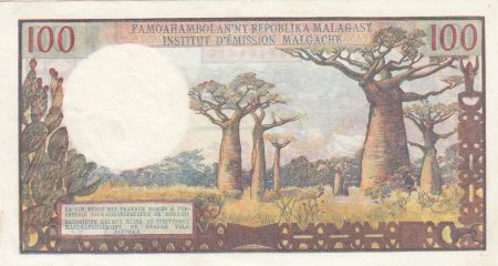 Madagascar 100 Francs Tissage , Arbres  - 1966 Série K.60 - SUP