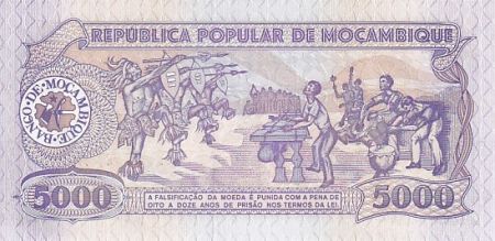 Mozambique 5000 Meticais Statues - Guerriers et musiciens